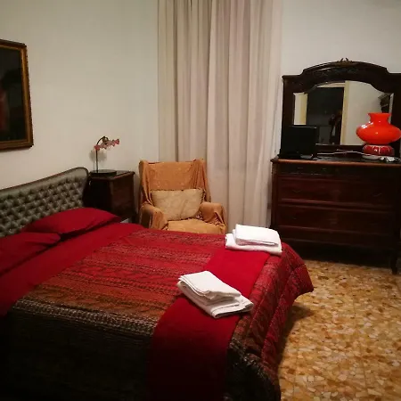 Arturo's House