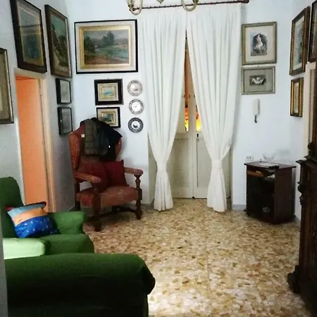 Arturo's House